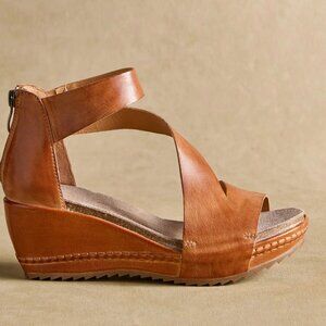 Antelope Sandal     style: Davi 34